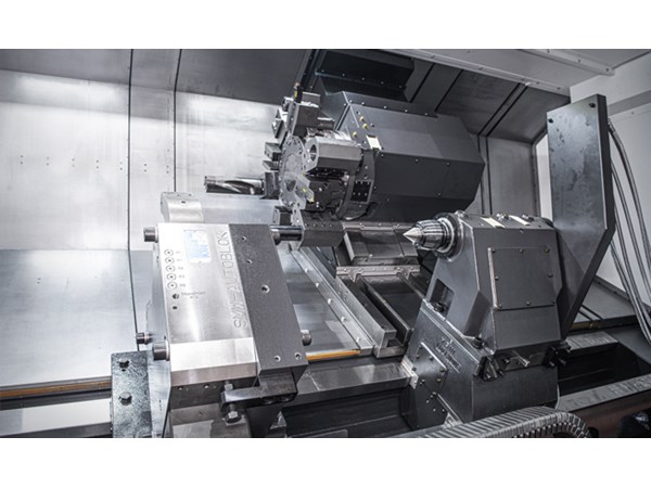 Hyundai Wia L5100LY Turning Center