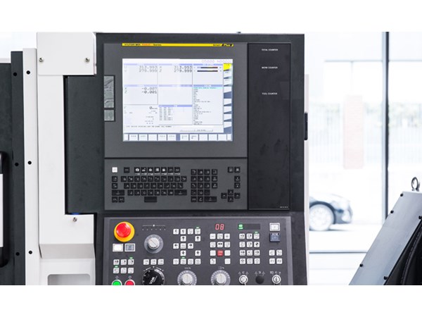 Hyundai Wia SE2200A Turning Center