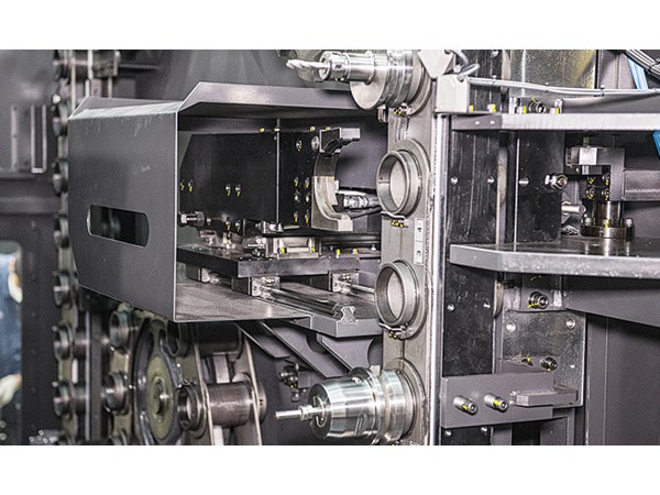 Hyundai Wia KH8000 Horizontal Machining Center