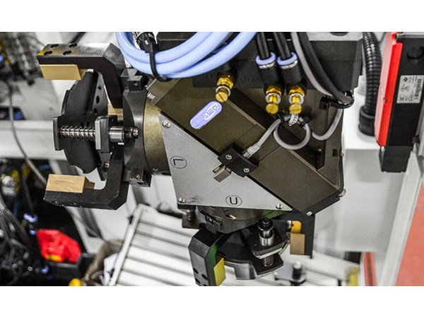 Hyundai Wia LF2600 II Turning Center