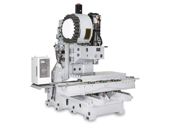 Accuway UM-110 Machining Center BT-40