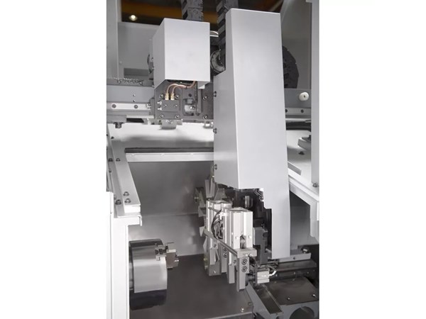 Accuway UT-100 CNC Lathe Integrated Loader Lathe