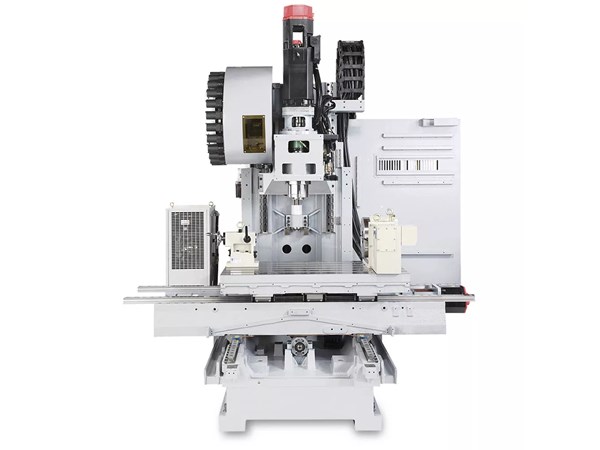Accuway UM-120 Machining Center BT-40