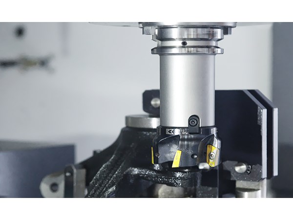 Hyundai Wia F960B Vertical Machining Center