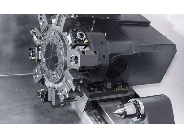 Hyundai Wia SE2200LMC Turning Center