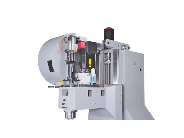 Accuway UM-120B Machining Center BT-40